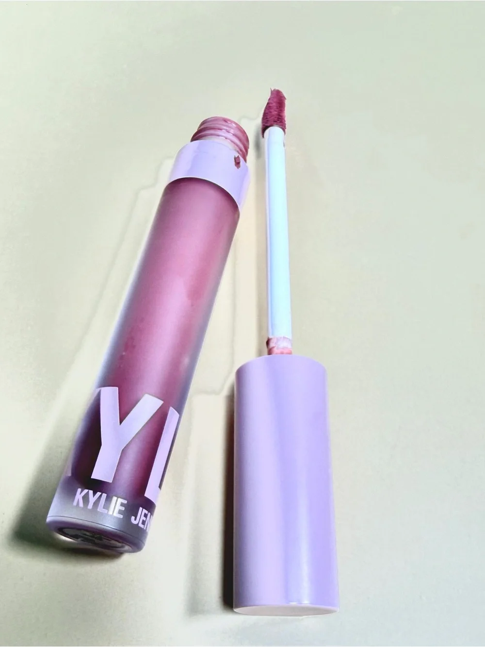 Kylie Cosmetics - Lip Blush - Bikini Bod